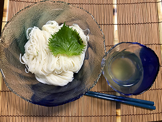梅こんぶ茶で そうめんつゆ